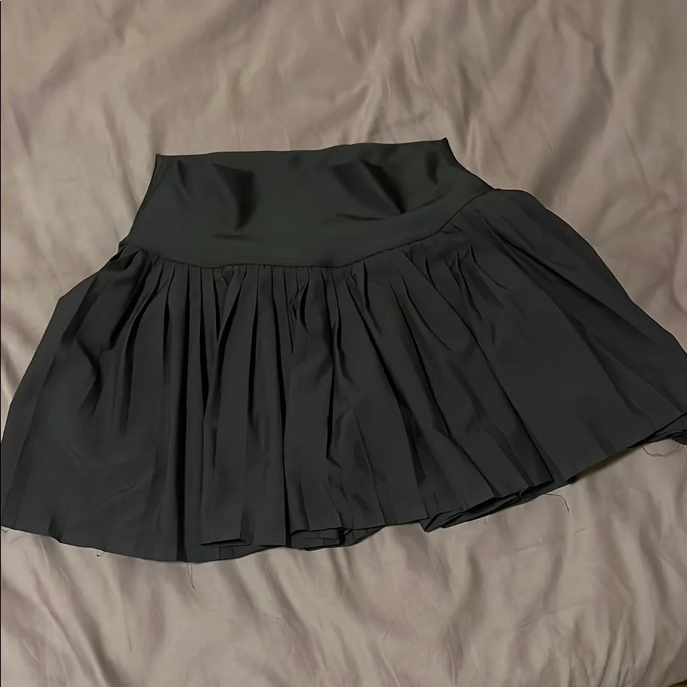 ALO Yoga Black Skater Skirt